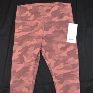Lululemon Wunder Train HR Crop 23"